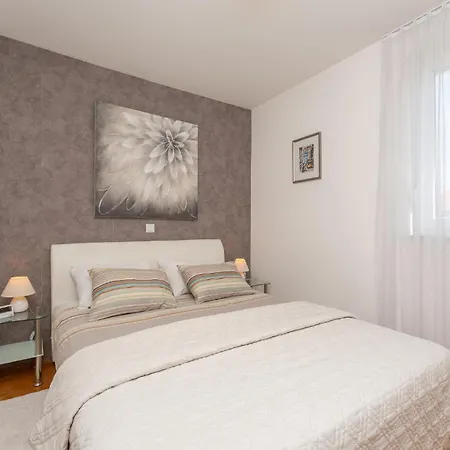 Appartement Beautiful In Biograd Na Moru